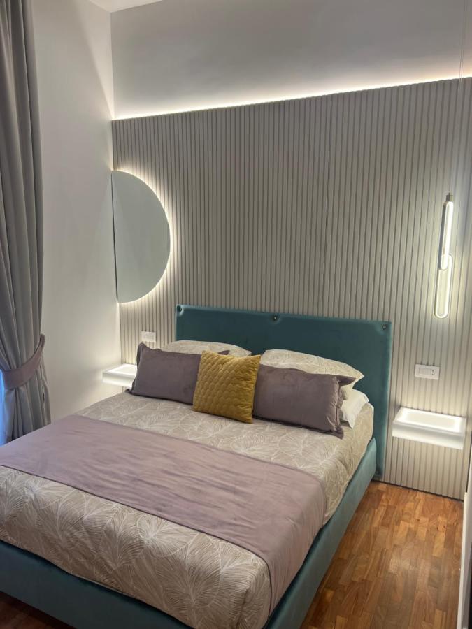 La Lepre Bovio Hotel Napoli Bagian luar foto