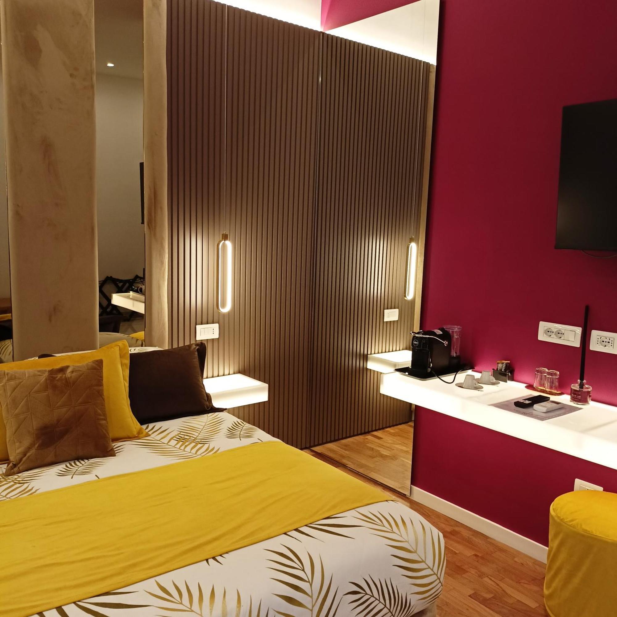 La Lepre Bovio Hotel Napoli Bagian luar foto