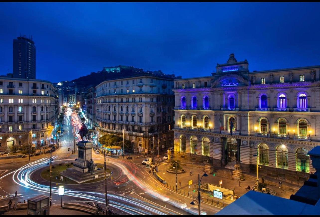 La Lepre Bovio Hotel Napoli Bagian luar foto